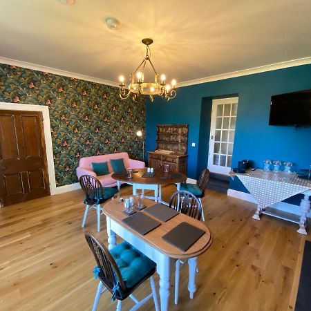 East Llanteg Guest House 安姆罗斯 外观 照片