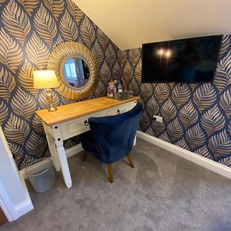 East Llanteg Guest House 安姆罗斯 外观 照片