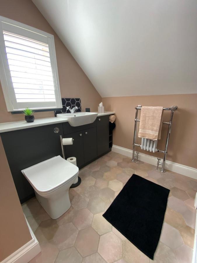East Llanteg Guest House 安姆罗斯 外观 照片