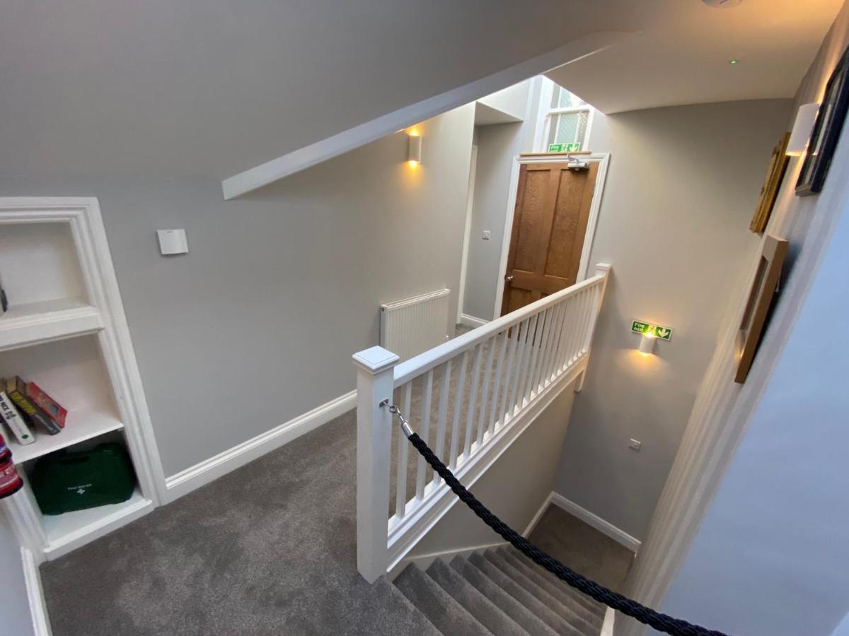 East Llanteg Guest House 安姆罗斯 外观 照片