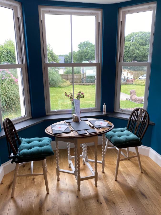 East Llanteg Guest House 安姆罗斯 外观 照片