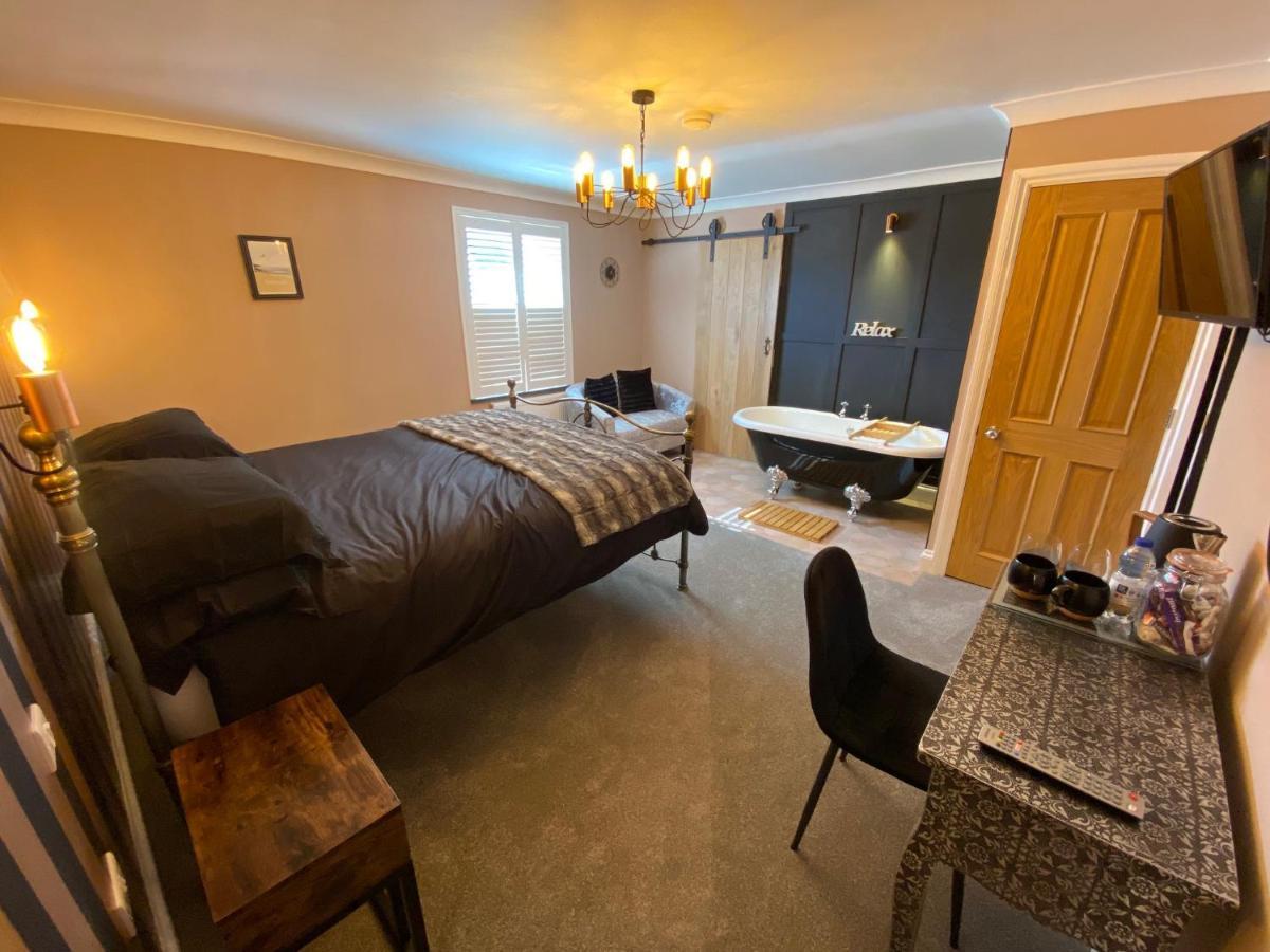 East Llanteg Guest House 安姆罗斯 外观 照片
